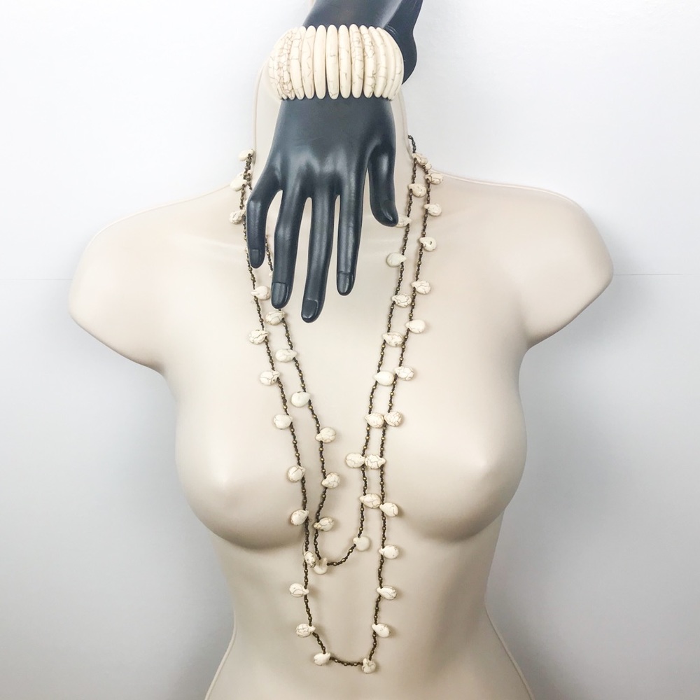 Necklace & stretchy bracelet